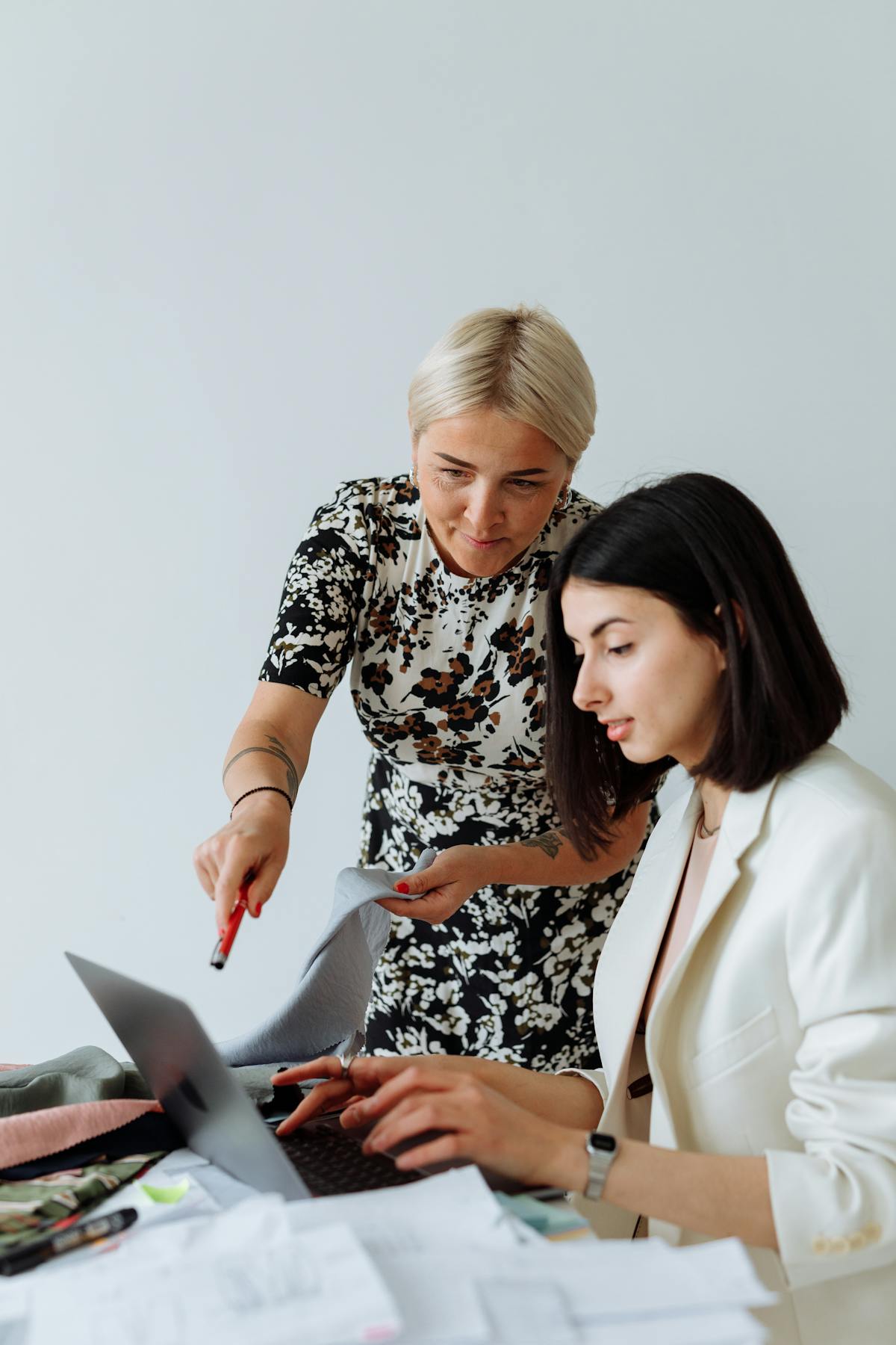 Échange professionnel autour d'un accompagnement RH